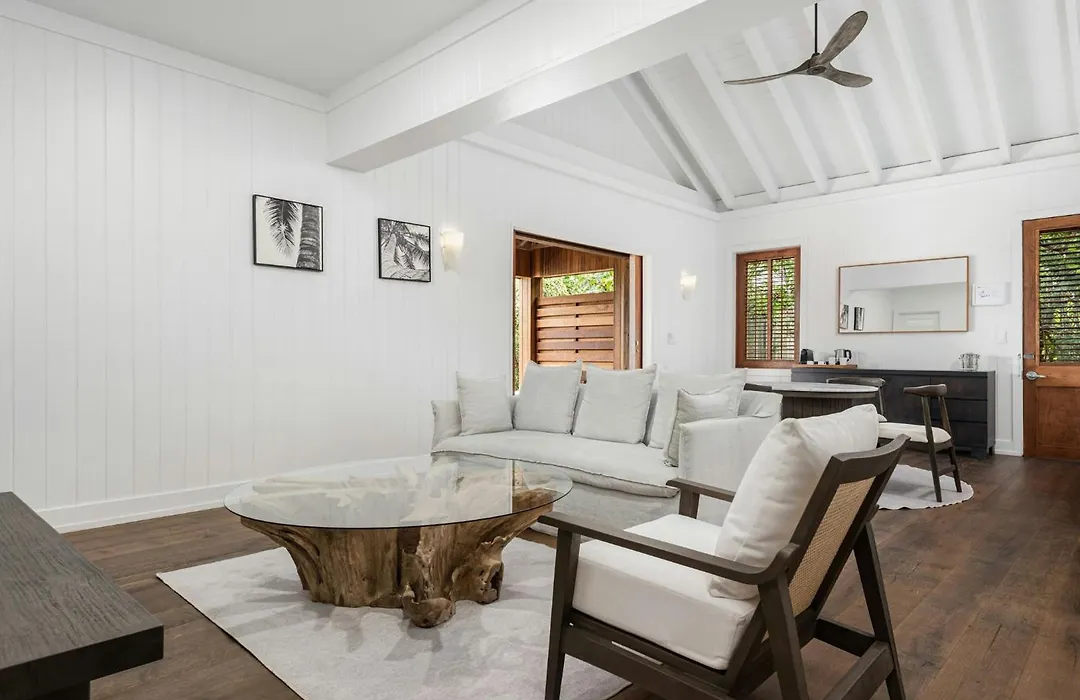 Como Parrot Cay-1